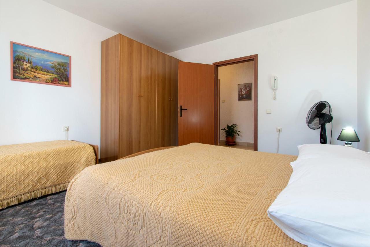 Irena'S Place A1 Rovigno Esterno foto